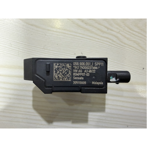 PartzBiz CE: SL058906051J-OE-เซ็นเซอร์แรงดันไอเสีย SL058906051J-OE