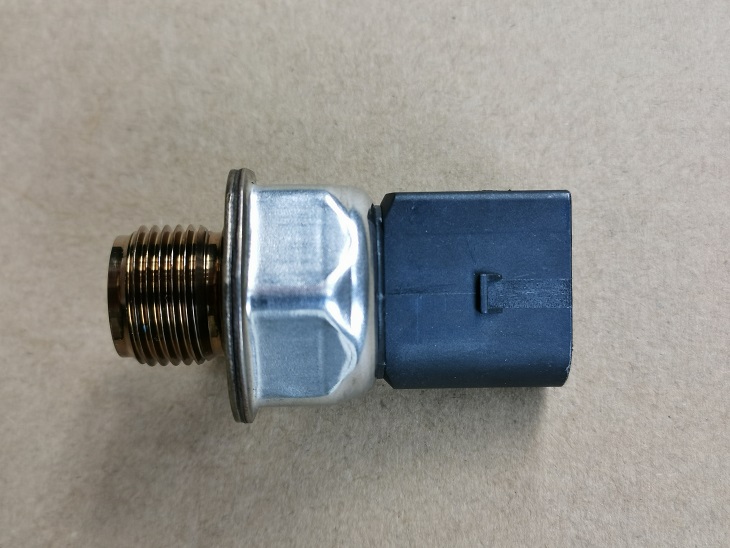 PartzBiz CE: SL04L906054F-เซ็นเซอร์แรงดันเชื้อเพลิง SL04L906054F PartzBiz CE: SL04L906054F-เซ็นเซอร์แรงดันเชื้อเพลิง SL04L906054F