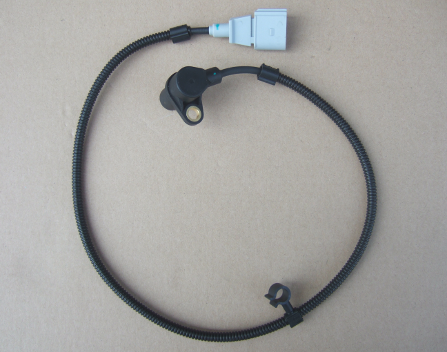 PartzBiz CE: SL078906433A-Crankshaft Position Sensor SL078906433A PartzBiz CE: SL078906433A-Crankshaft Position Sensor SL078906433A