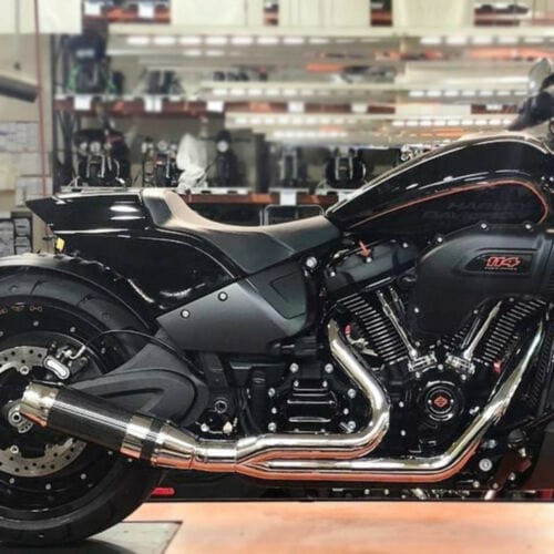 PartzBiz HD: 3449792-D&D Bob Cat 2:1 Chrome Full Exhaust Carbon Fiber Sleeve Harley Softail 18+ PartzBiz HD: 3449792-D&D Bob Cat 2:1 Chrome Full Exhaust Carbon Fiber Sleeve Harley Softail 18+