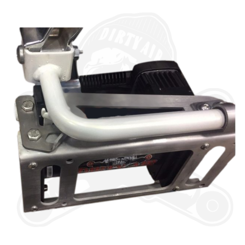 PartzBiz HD: 3491488-Dirty Air 50/380 ตัวยึดคอมเพรสเซอร์ขนาดใหญ่ Saddlebag Mount Steel Harley Touring