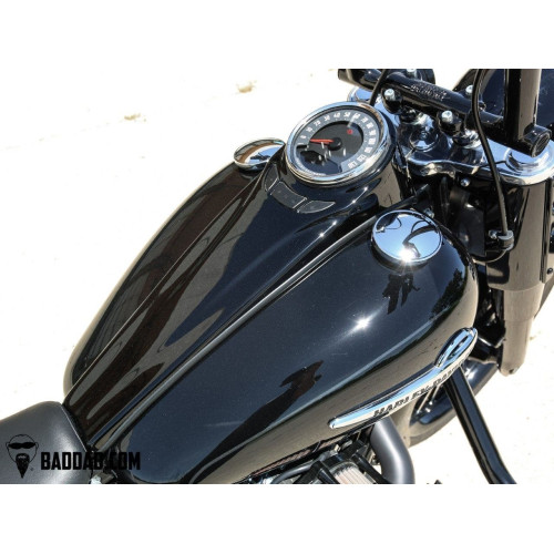 PartzBiz HD: 4423066-Bad Dad 81368 Classic Series Tank Dash Harley Softail Deluxe Heritage Slim 18-Up