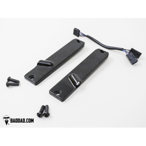 PartzBiz HD: 4423071-Bad Dad 900 Series Gloss Black Front LED Billet Turn Signals Harley FLS Softail Fatboy Heritage Deluxe Models BAD-900FTS-CH-FLS FLFB FLFBS FLST FLST FLDE 81260-1