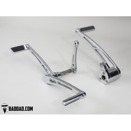 PartzBiz HD: 4423014-Bad Dad Chrome Forward Control Kit with Heel-Toe Shifter Softail Touring 81134-2 custom bagger Street Glides; Electra Glides and Ultras road king tri