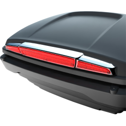 PartzBiz HD DS20101457 - Ciro 40114 ไฟท้าย Chrome พร้อมเทคโนโลยี Lightstrike เลนส์สีแดง Harley 14-Up