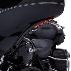 PartzBiz HD DS23500388 - Ciro LED Accent Turn Signals Bat Blades for Harley Batwing Fairing 14-16 | 45102