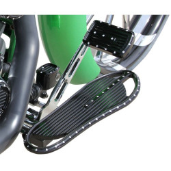 PartzBiz HD DS16210668 - แผ่นปูพื้นไดรเวอร์ Covingtons Dimpled Black Cut Harley FLHT & FL Softail 84-17 | C1334-B PartzBiz HD DS16210668 - แผ่นปูพื้นไดรเวอร์ Covingtons Dimpled Black Cut Harley FLHT & FL Softail 84-17 | C1334-B