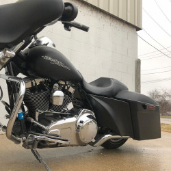 PartzBiz HD HW133005 - Hogworkz One Touch Saddlebag ชุดอัพเกรดขายึด Harley FLH/T 09-13 HW133005 ดีที่สุดสำหรับ Touring Electra Road Street King Glide LOW Ultra cvo กระเป๋าอานอานกระเป๋ากระเป๋า Conversion OEM หลังการขาย Fastener HogKnobz