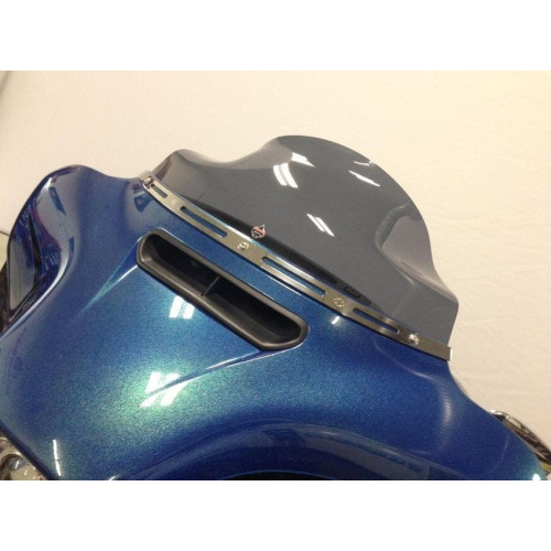PartzBiz HD: 4413511-Klock Werks FLARE Tint 6.5 Batwing Windshield for Harley Batwing FLH/X 14-23 | KW050101982014 PartzBiz HD: 4413511-Klock Werks FLARE Tint 6.5 Batwing Windshield for Harley Batwing FLH/X 14-23 | KW050101982014