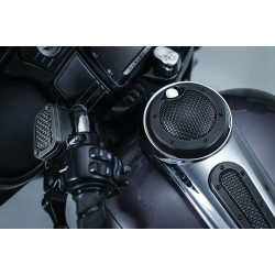 PartzBiz HD KA6506 - Kuryakyn Satin Black Mesh Grill Dash Insert สำหรับ Harley Street / Road Glide 08-17 | 6506 PartzBiz HD KA6506 - Kuryakyn Satin Black Mesh Grill Dash Insert สำหรับ Harley Street / Road Glide 08-17 | 6506