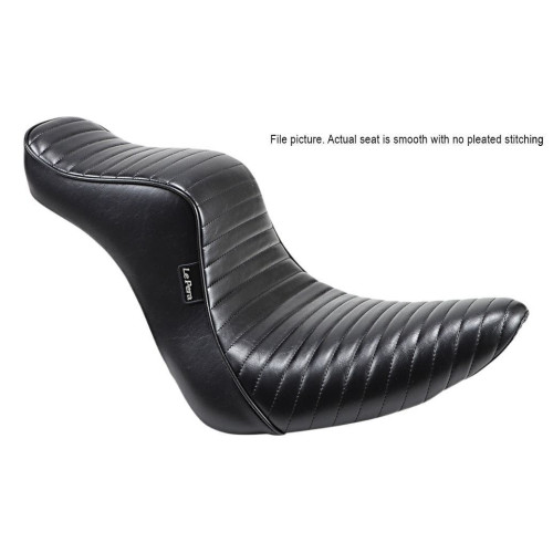 PartzBiz HD: 4411156-Le Pera Black Cherokee Seat Smooth Harley M8 Softail Fat Boy 18-21