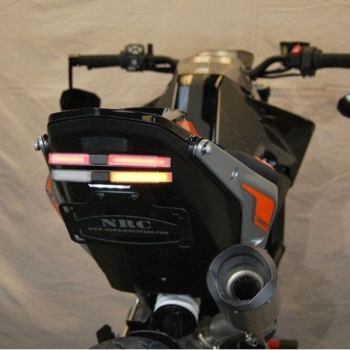 PartzBiz HD: 4408136-ชุดกำจัดบังโคลน Rage Cycles ใหม่พร้อมสัญญาณ LED 19-Up KTM 790 Duke