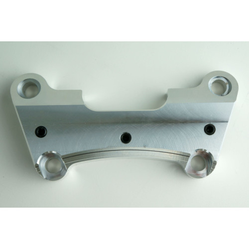 PartzBiz HD: 4408035-One 1 ชิ้น Super Handlebar Clamp Top Riser พร้อม Setscrews 1.25” Harley FLTR 15-18 PartzBiz HD: 4408035-One 1 ชิ้น Super Handlebar Clamp Top Riser พร้อม Setscrews 1.25” Harley FLTR 15-18