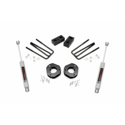 PartzBiz HD RT-26830 - Rough Country 26830 3.5” Lift Kit 2007-2013 Chevy Silverado Sierra w/N3 Shocks Chevy 2wd RWD รถกระบะระบบกันสะเทือนที่ดีที่สุดใหม่อัพเกรด Offroad Shocks Spacers Blocks