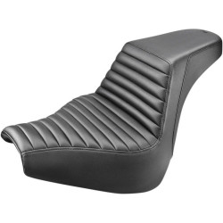PartzBiz HD DS08021168 - Saddlemen 818-31-171 Black Tuck & Roll 2-Up Seat 18-20 Harley Softail Breakout FXBR FXBRS Step Up Customอัพเกรดเปลี่ยนที่ดีที่สุดใหม่จักรยานรถจักรยานยนต์ที่นั่งอานDiamond Latticeเย็บหนัง