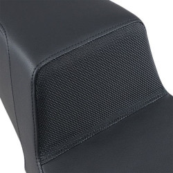 PartzBiz HD DS08011100 - Saddlemen Black Gripper GelCore Step-Up Full Seat สำหรับ Harley 97-07 FLHX FLHR | 897-06-174
