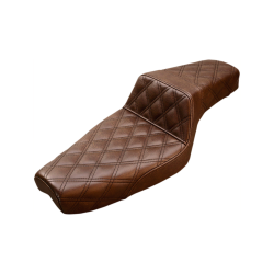 PartzBiz HD DS08040720 - Saddlemen Step-Up Full Lattice Stitch Brown Seat 4 Harley 04-20 XL W/4.5 Gal ถัง | 807-03-175บีอาร์