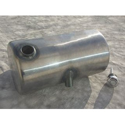 PartzBiz HD MW26-201 - Ultima 26-201 Raw Oil Tank 3.4 Quart Flat Side Fill Softail Wide Frameor Rigid evo chopper custom harley davidson best for