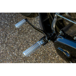 PartzBiz HD 5500011 - หมุดยึดผู้ขับขี่, AK 4.7, ผิวเคลือบเครื่องจักร, Softail M8 ตั้งแต่ปี 2018 + Sportster S
