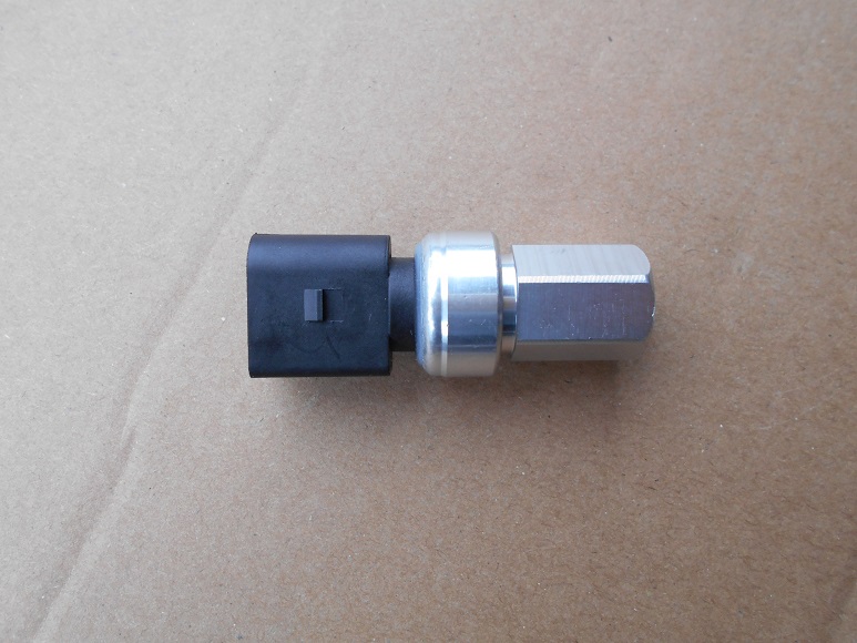 PartzBiz CE SL1K0959126D-OE - A/C Pressure Switch SL1K0959126D-OE
