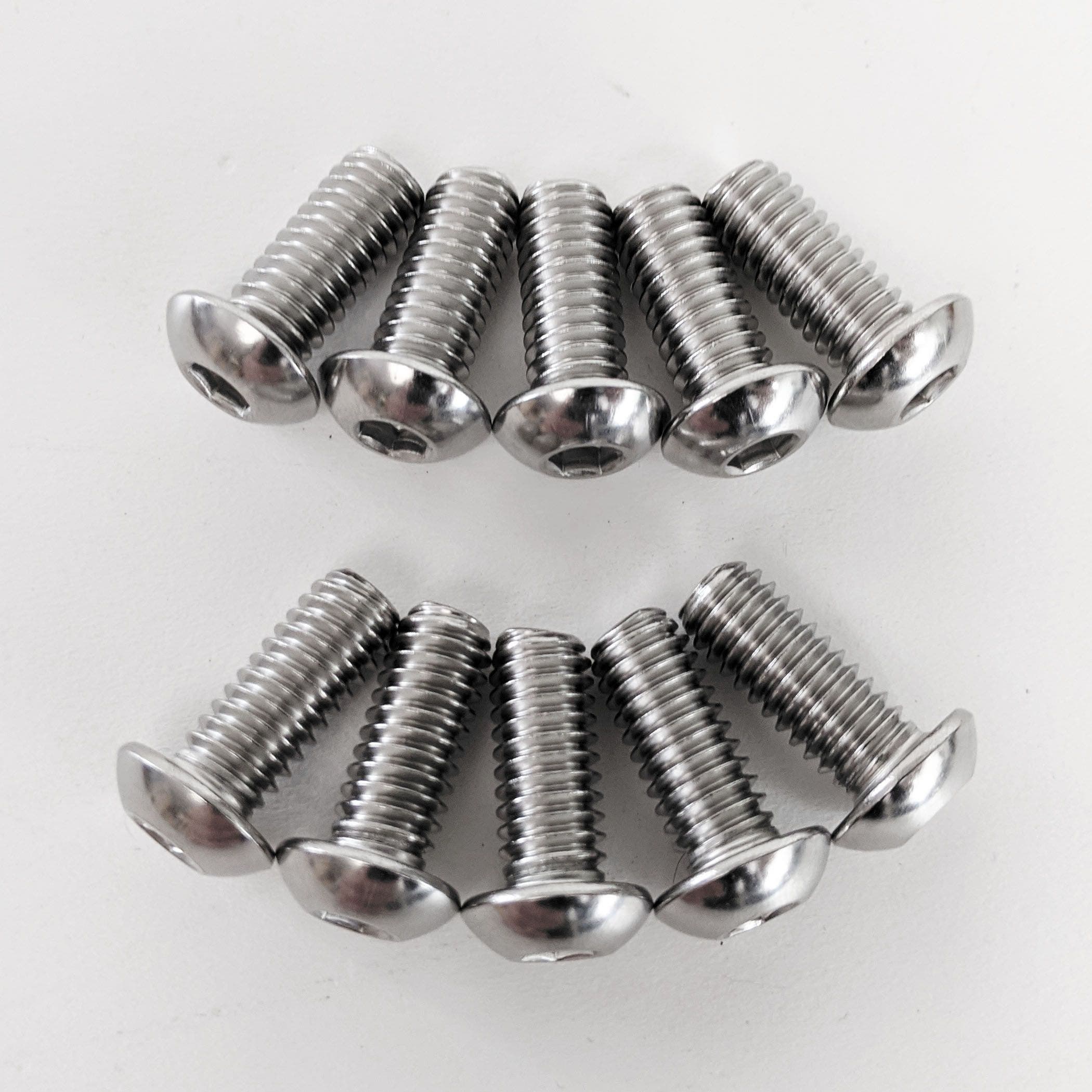 PartzBiz HD 4425323 - 10 สลักเกลียวโรเตอร์เบรคหน้า Harley ขัดเงา Softail Dyna Touring HD 5/16”-18 X 3/4”