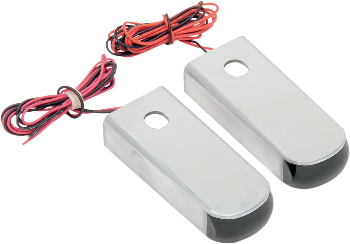 PartzBiz HD 4424776 - โลหะผสมศิลปะดิบ W/สีแดง LED เลนส์ควัน Fender Strut LED MARKER Light สำหรับ Harley 1984-2014 FXST FLST