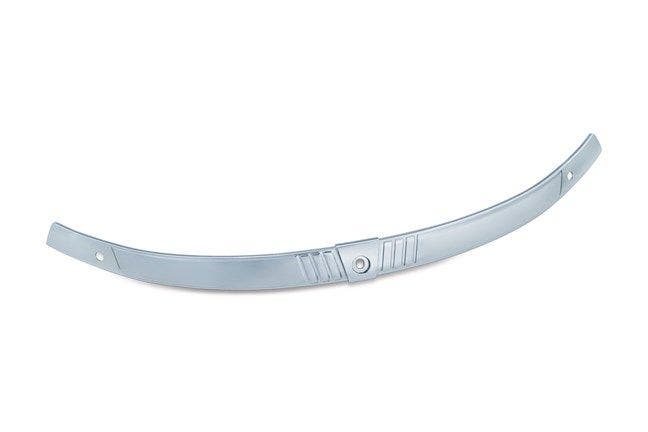 PartzBiz HD 4413200 - Kuryakyn 2631 แผ่นปิดกระจกหน้ารถ Chrome Tri-Line สำหรับ 14+ Harley Touring และ Trike | 2631