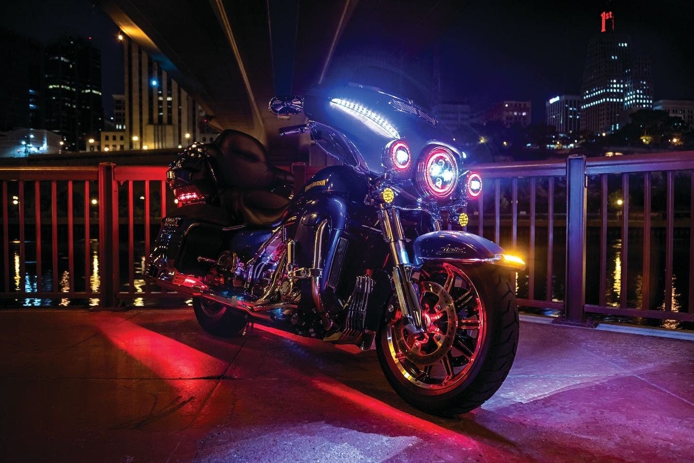 PartzBiz HD 4413210 - Kuryakyn 2806 Prism+ รูเล็ตเพลาล้อ LED Accent Light Harley 1.5 ” spacer Universal 12V Custom Harley Indian softail dyna vrod scout octane Victory Sportster